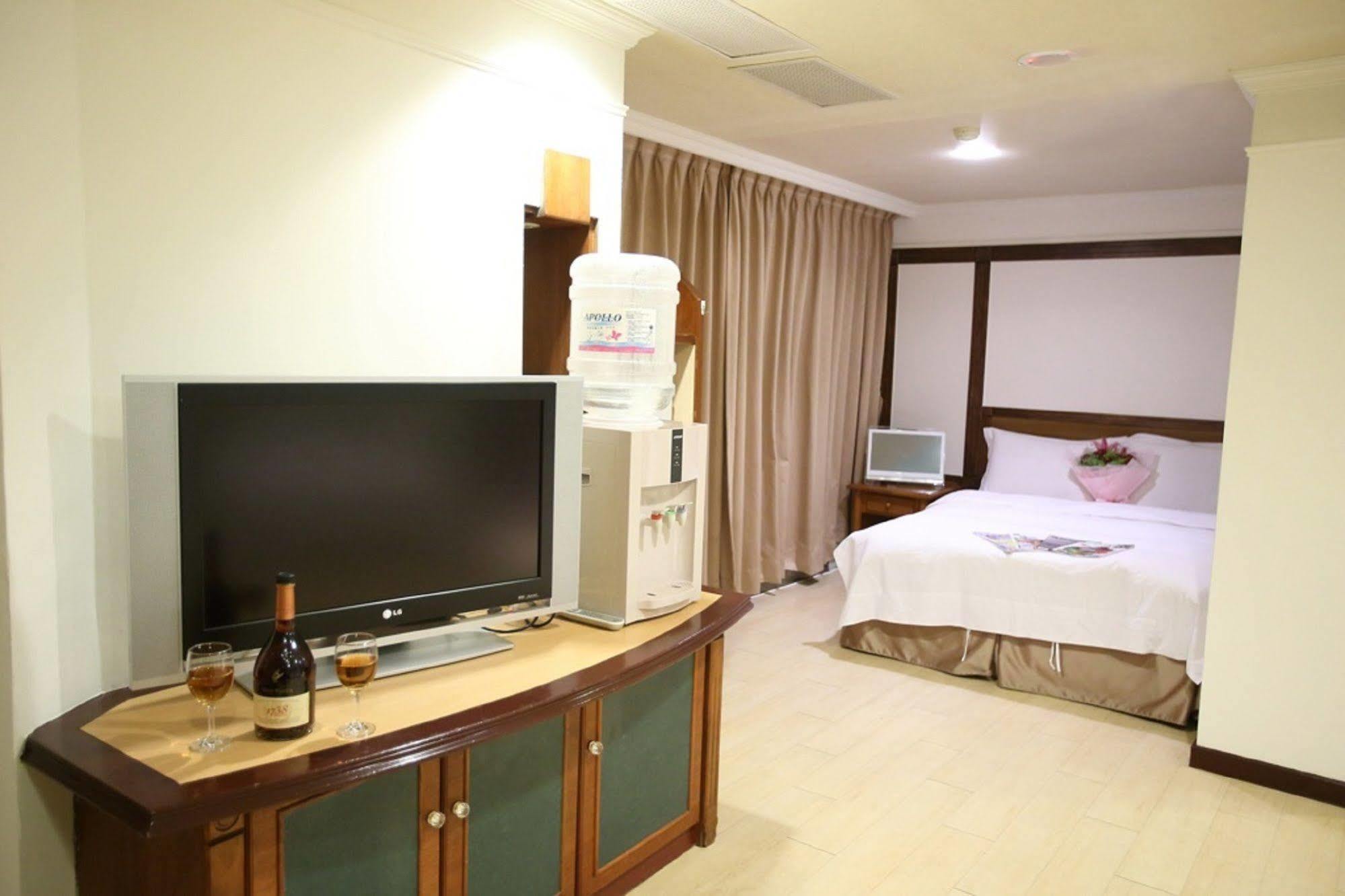 享平方文旅 Hotell Douliu Exteriör bild