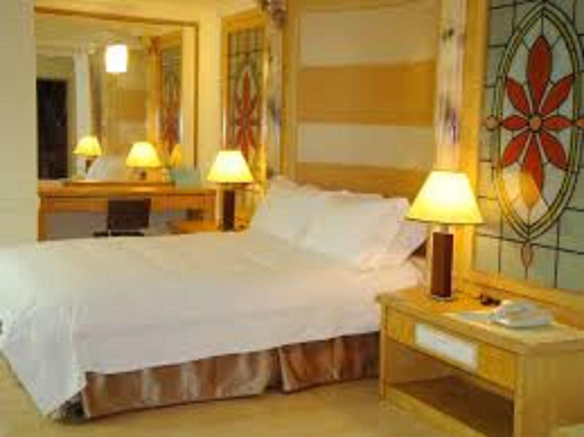 享平方文旅 Hotell Douliu Exteriör bild