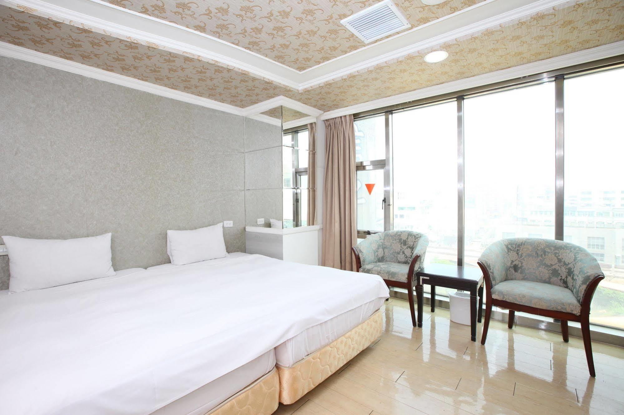 享平方文旅 Hotell Douliu Exteriör bild