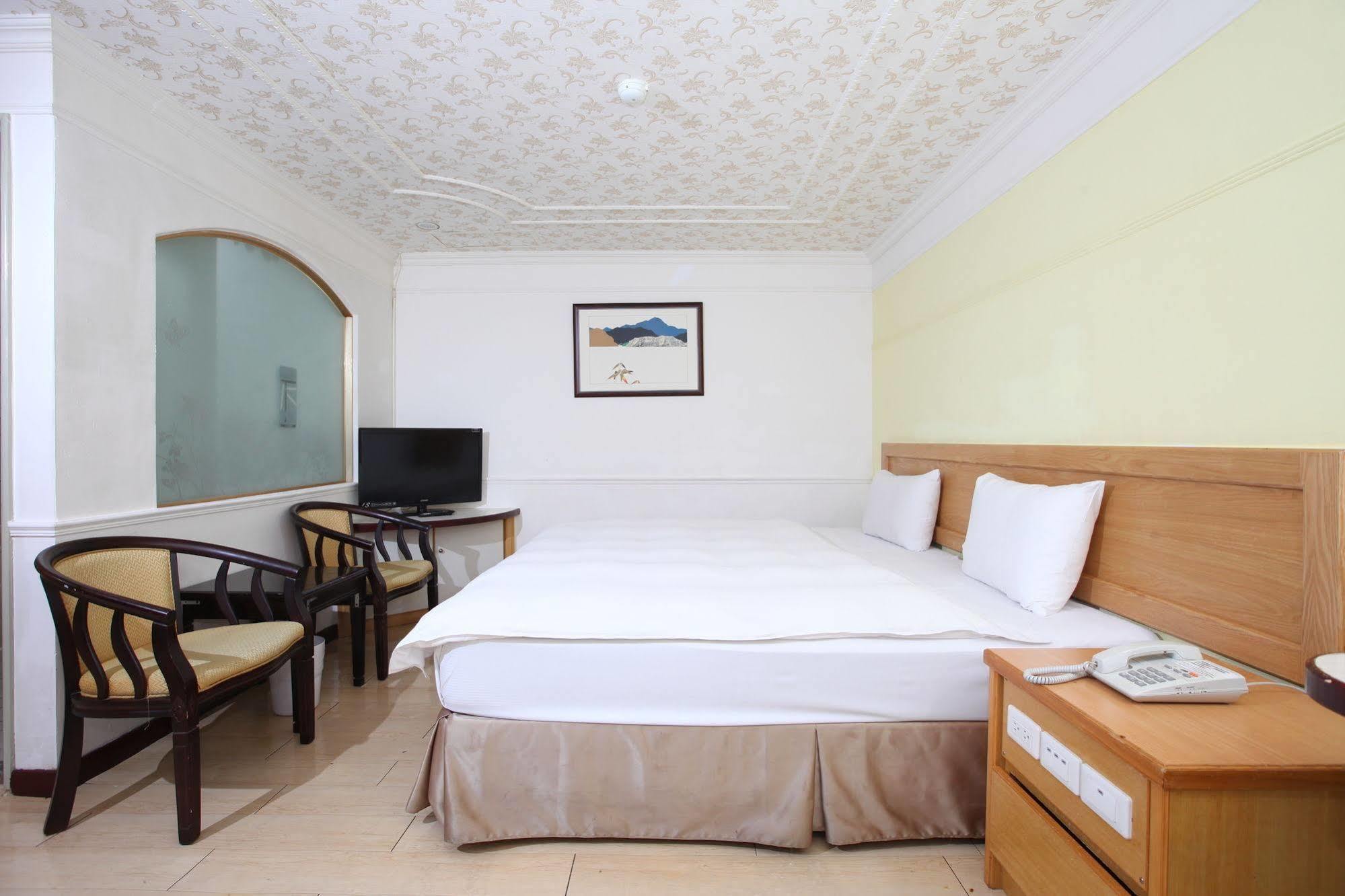 享平方文旅 Hotell Douliu Exteriör bild
